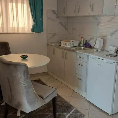 ゲストハウス Kapetanovic Bosanski Samac