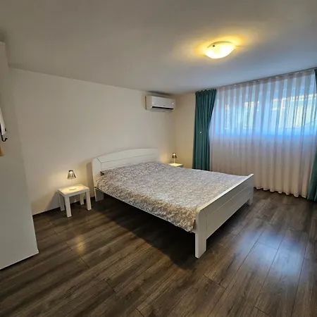 Kapetanovic Гостевой дом Bosanski Samac