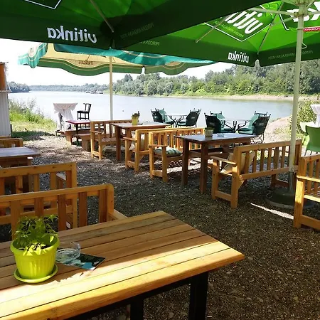 بيت ضيافة Kapetanovic