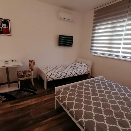 Kapetanovic 3* Bosanski Samac